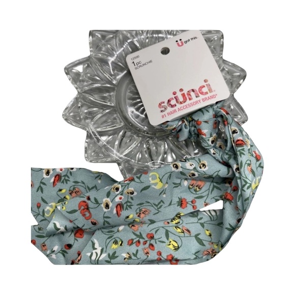Scunci Floral Hair Scrunchie with Blue and Red Accents 2 pc set - Picture 2 of 4
